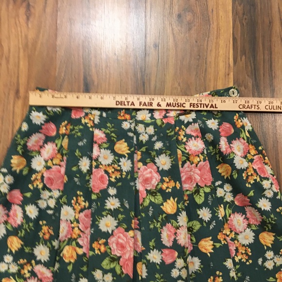 Geiger Vintage Floral Pleated Skirt - Picture 4 of 8